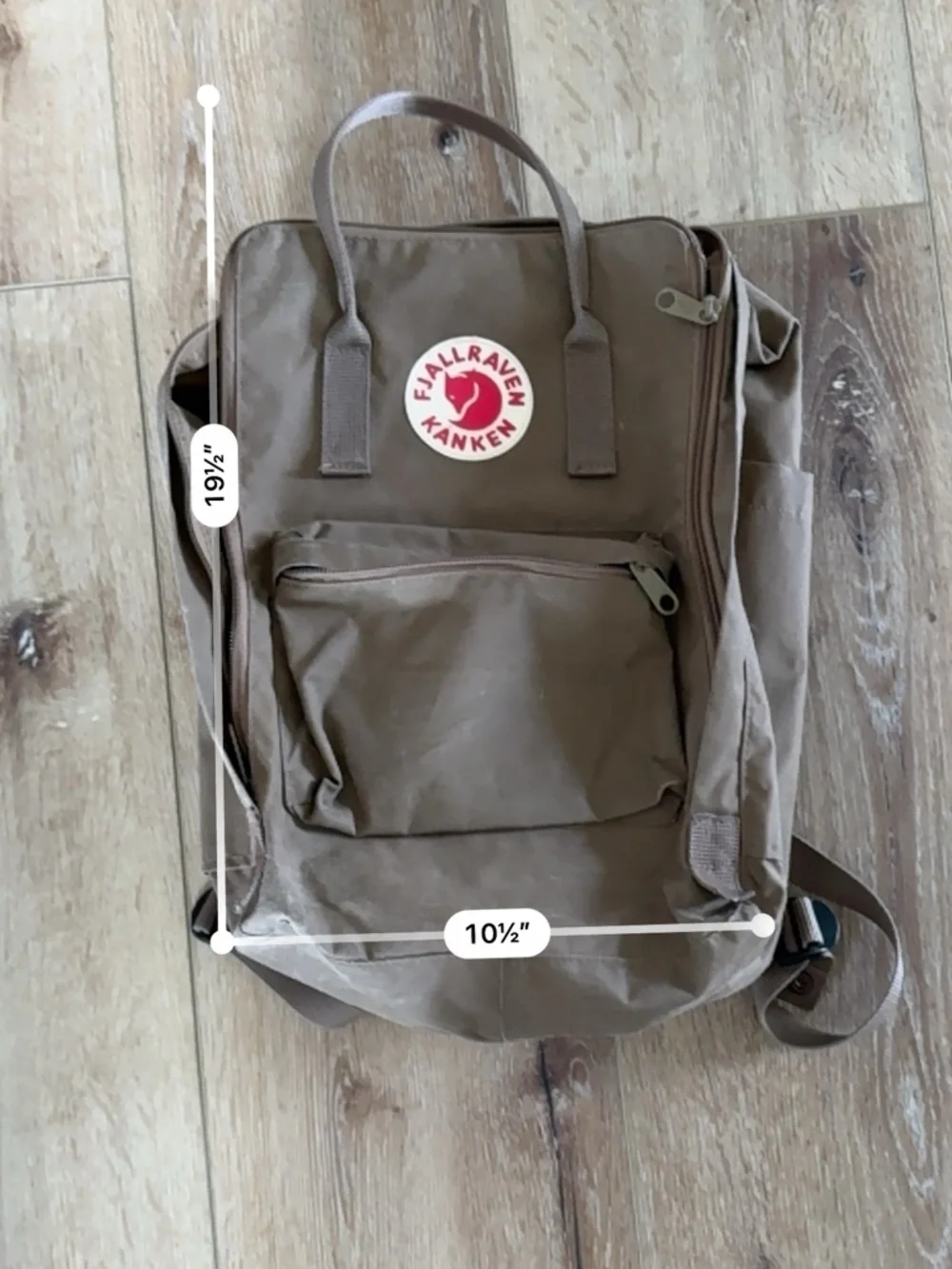 Fjallraven Kanken | Backpack in Brown with Red Logo
